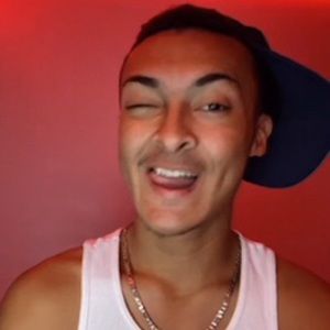 Meet your Posher, Janasia